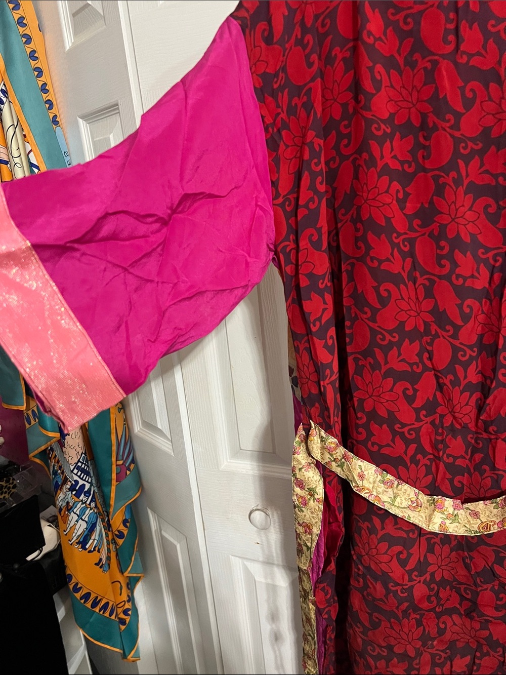 Colorblock Floral Kimono - Fuchsia, Orange & Red - Picture 3 of 3